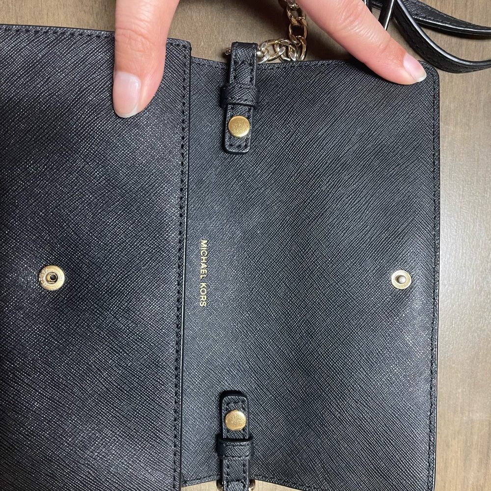 Michael Kors 3-in-1 crossbody - Picture 4 of 6